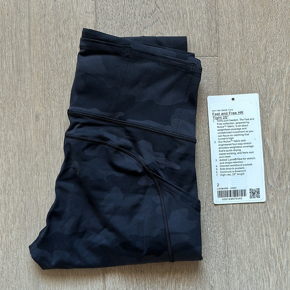 EUC fast and free 25" incognito camo multi grey size 2 lululemon